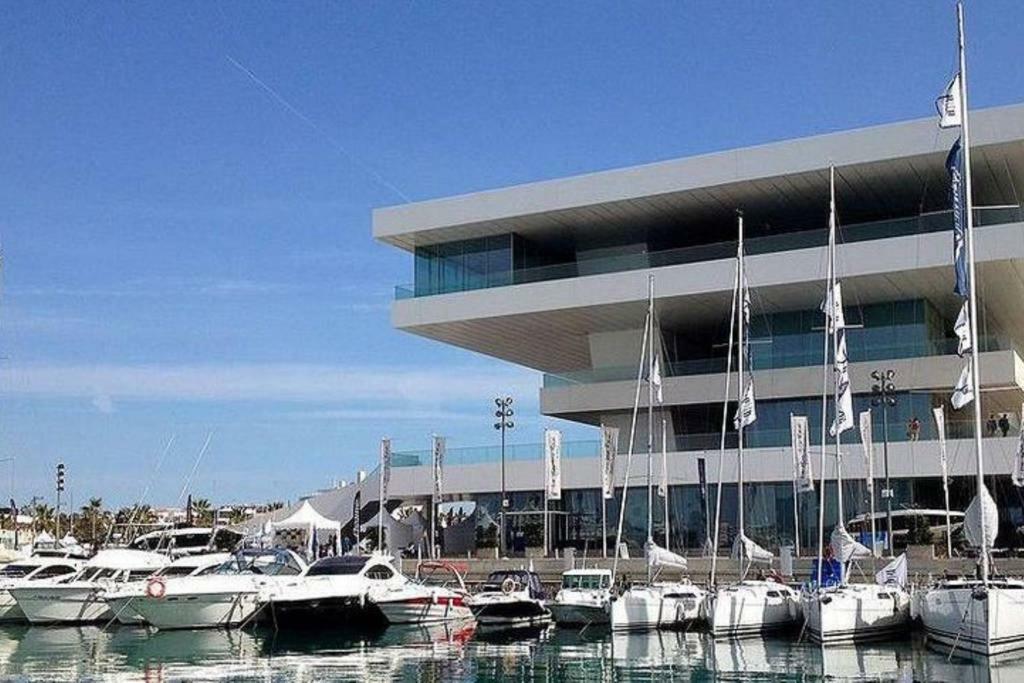 Confortable Apartamento * La Marina De Valencia Exterior foto